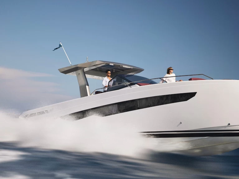 Pronájem Motorová loď Fiart s licencí