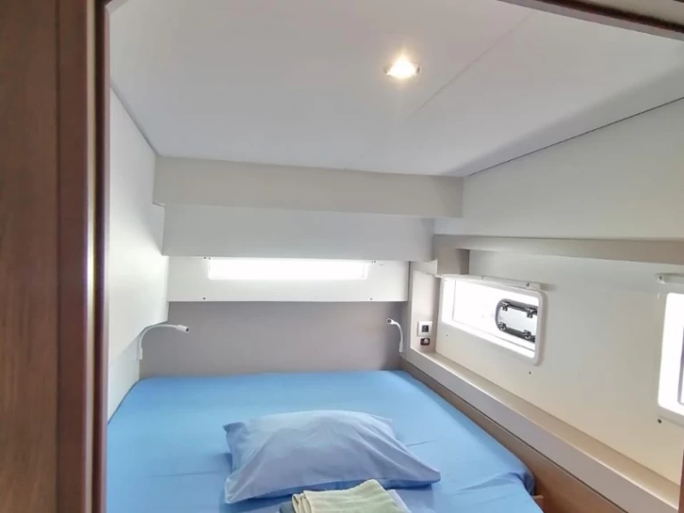 Pronajmout si Bali Bali 4.2 v Lavrio