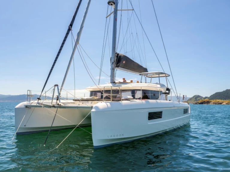 Pronájem lodi Lagoon Lagoon 43 v Road Town na Samboatu