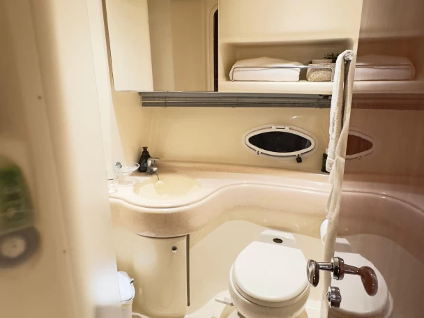 Pronájem lodi Tróia lákavé ceny Azimut 42 Fly