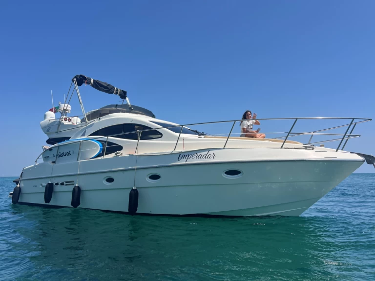 Pronájem jachty v Tróia -Azimut Azimut 42 Fly na Samboatu