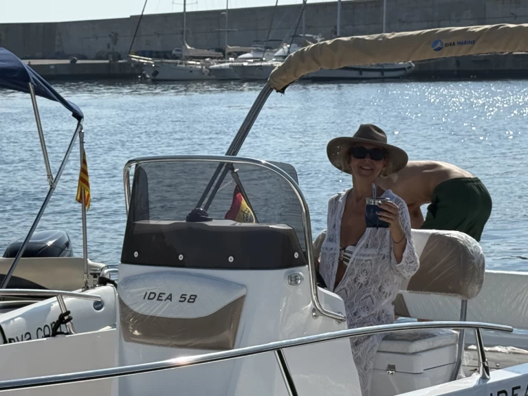 Pronájem Motorová loď Idea Marine s licencí