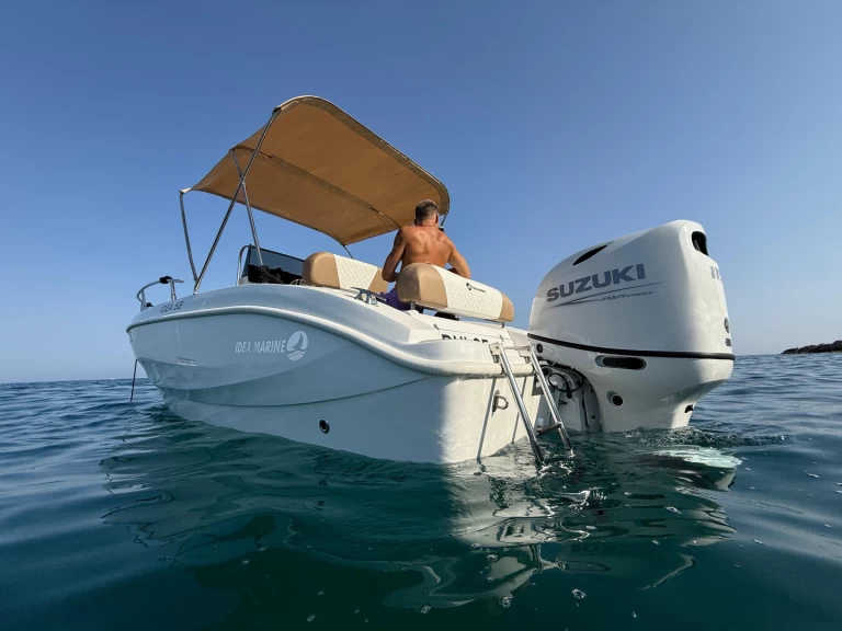 Idea Marine IDEA 58 jednotlivci a charterové společnosti v Blanes