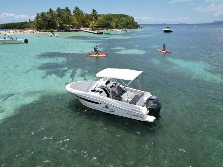 Pronajmout Motorová loď se skipperem či ne Pacific Craft v Le Gosier