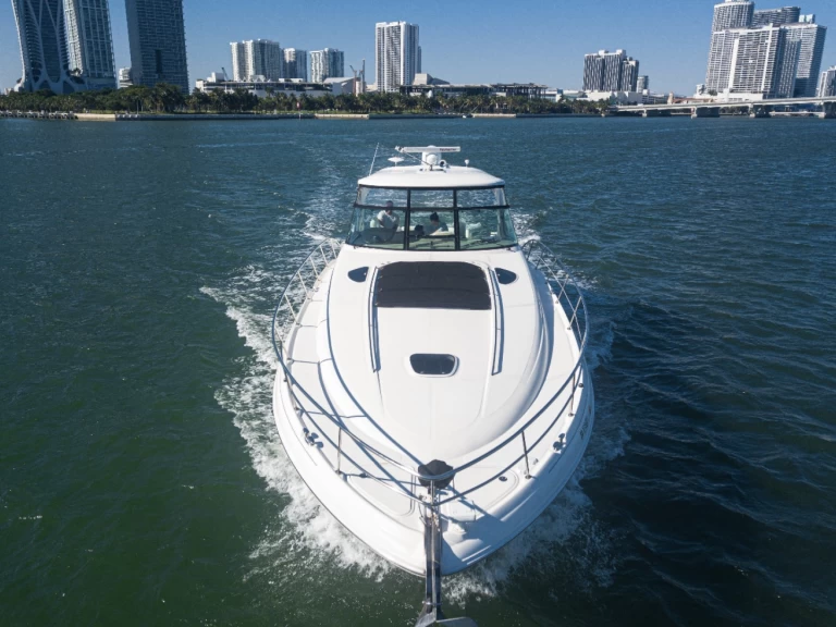 Pronajmout si Sea Ray Sea Ray 54 v Miami Beach