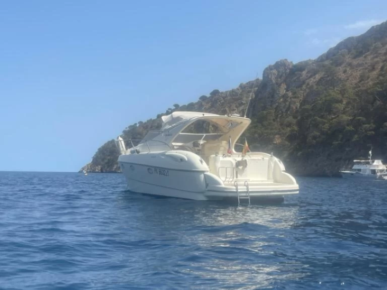 Pronájem jachty v Empuriabrava -Gobbi Gobbi 345 SC na Samboatu