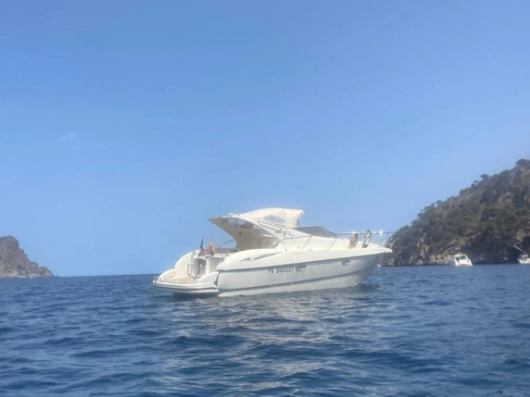 Pronájem lodi Empuriabrava lákavé ceny Gobbi 345 SC