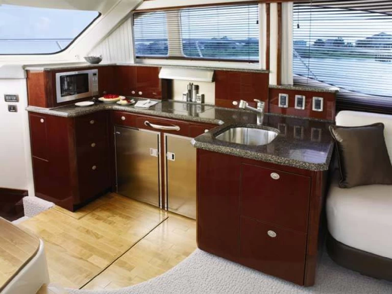 Pronajmout Jachta se skipperem či ne Sea Ray v Miami