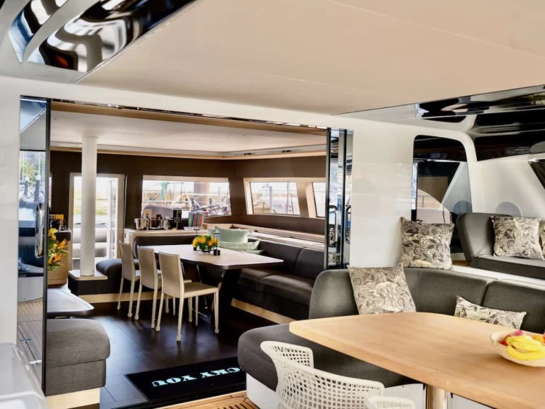 Pronájem jachty v Neapol -Lagoon Lagoon Sixty5 2025 na Samboatu