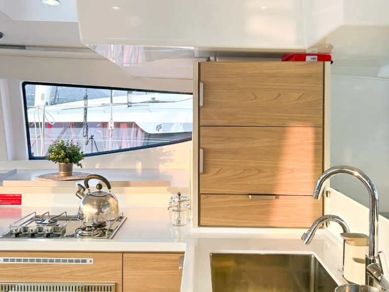 Bali Bali 4.8 jednotlivci a charterové společnosti v Adaköy