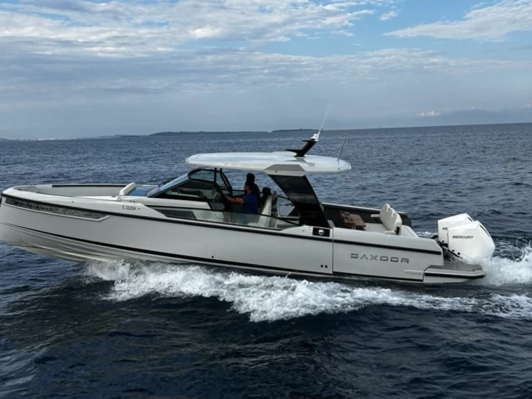 Pronájem Motorová loď Saxdor s licencí