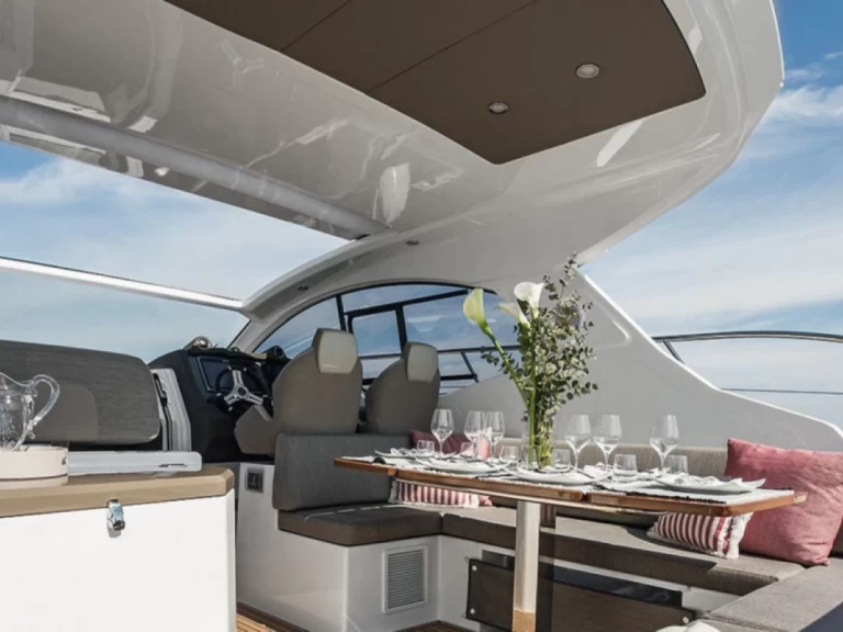 Pronájem lodi Azimut Atlantis 43 v Altea na Samboatu