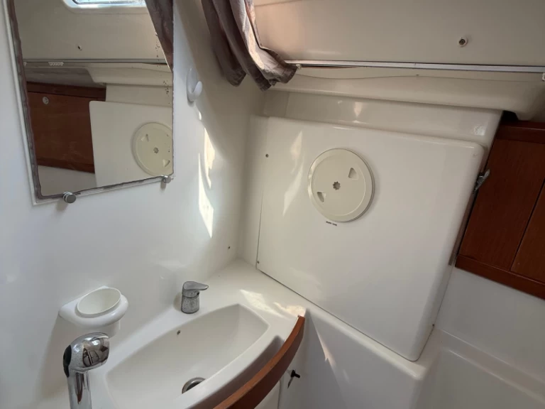 Pronájem jachty v Las Galletas -Bénéteau Oceanis 43 na Samboatu