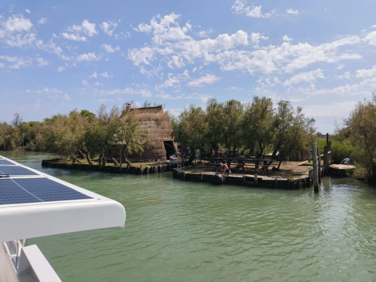 Pronájem lodi Caorle lákavé ceny 33 solar