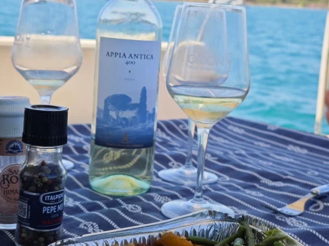 Pronájem lodi Ghibli Bora Bora v Anzio na Samboatu