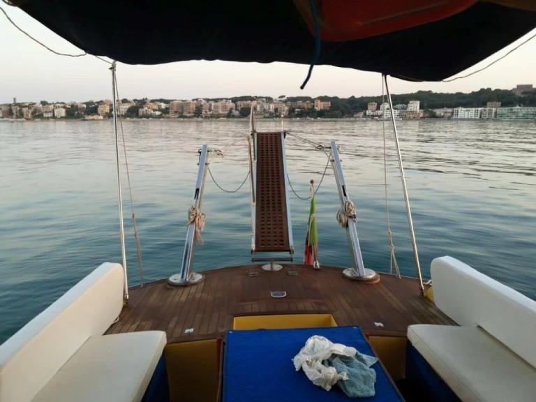 Motorová loď k pronájmu v Anzio za nejlepší cenu