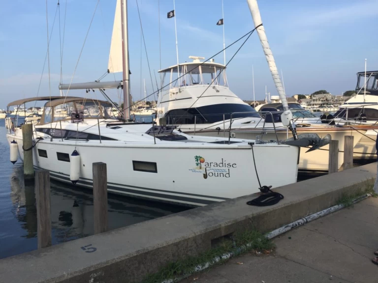 Pronájem Plachetnice v Parish of Saint George -Jeanneau Jeanneau 54