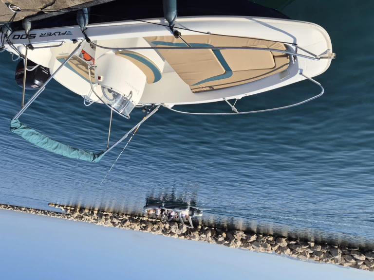 Motorová loď k pronájmu v Marseille za nejlepší cenu