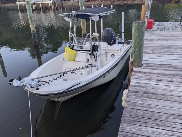 Pronajmout si Boston Whaler Boston Whaler 180 Dauntless v North Palm Beach