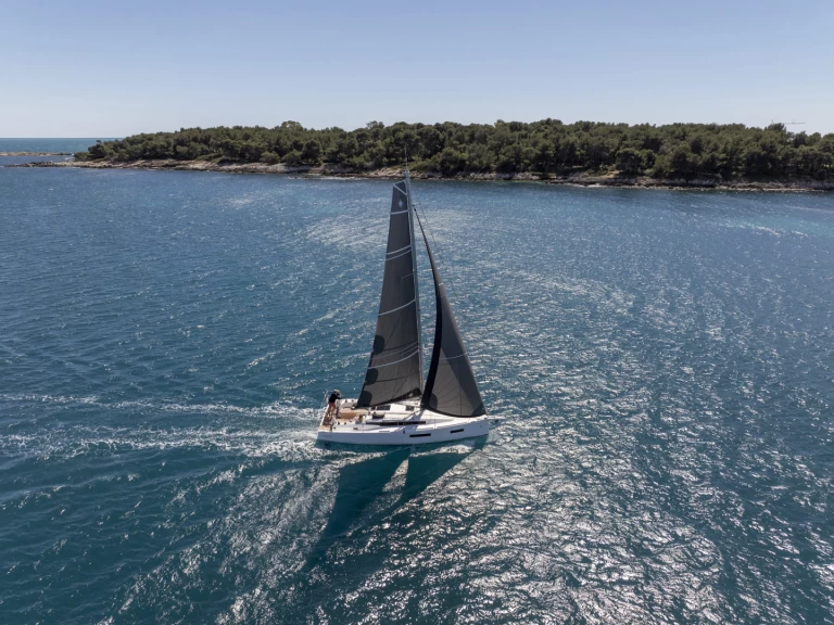 Pronájem lodi Jeanneau Sun Odyssey 350 v Cádiz na Samboatu