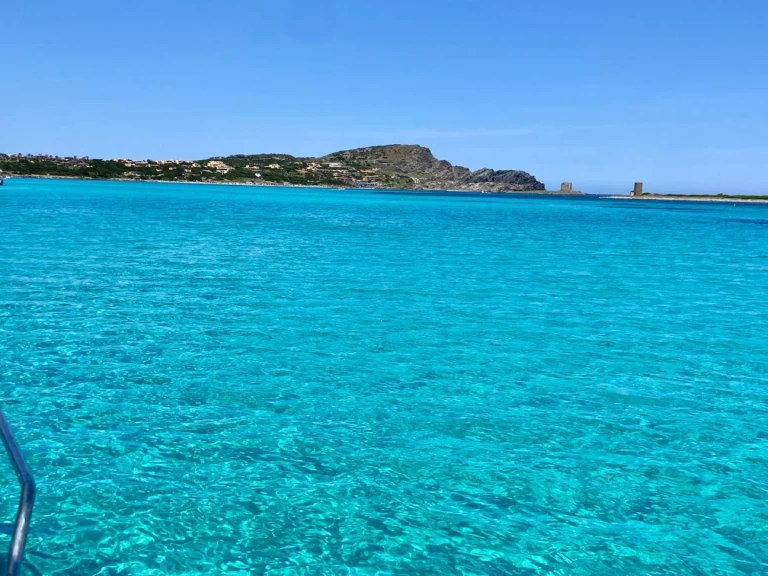 Pronájem lodi Stintino lákavé ceny 40 SOVRAN