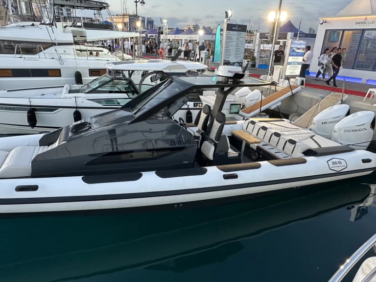 Pronájem lodi Zen ZEN 40 - Mod. 2026 v Antiparos na Samboatu