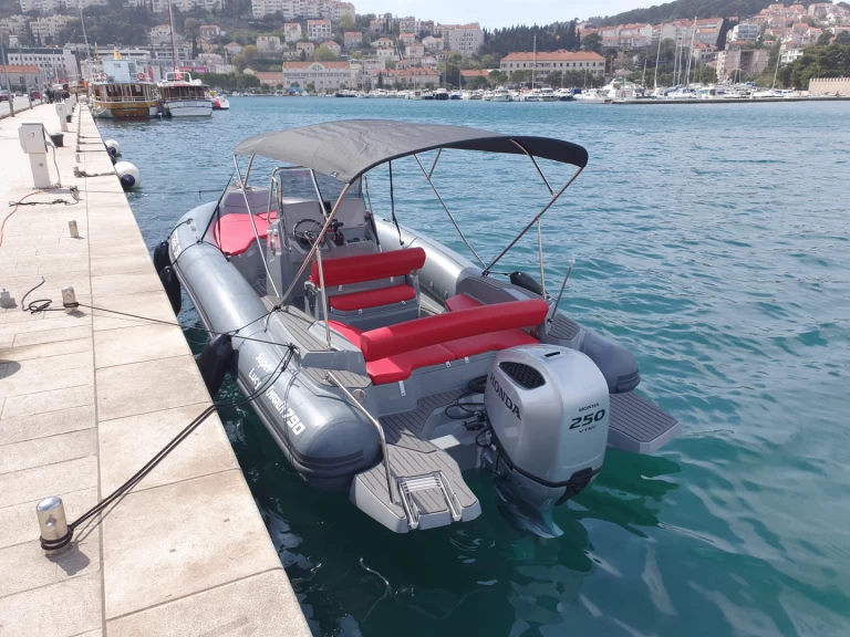 Pronájem jachty v Marina Frapa Dubrovnik -Marlin Boat 790 Pro Dynamic na Samboatu