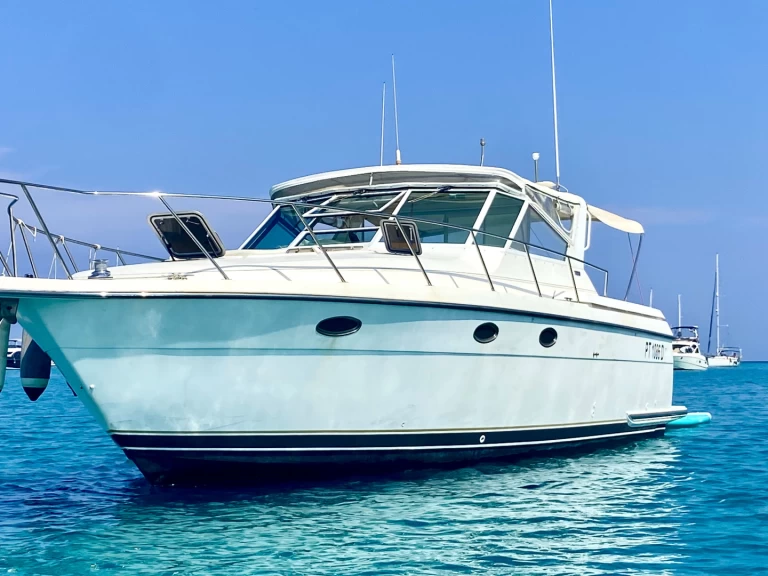 Motorová loď k pronájmu v Stintino za nejlepší cenu