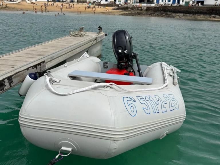 Ocean-Bay neumatica jednotlivci a charterové společnosti v Caleta de Sebo