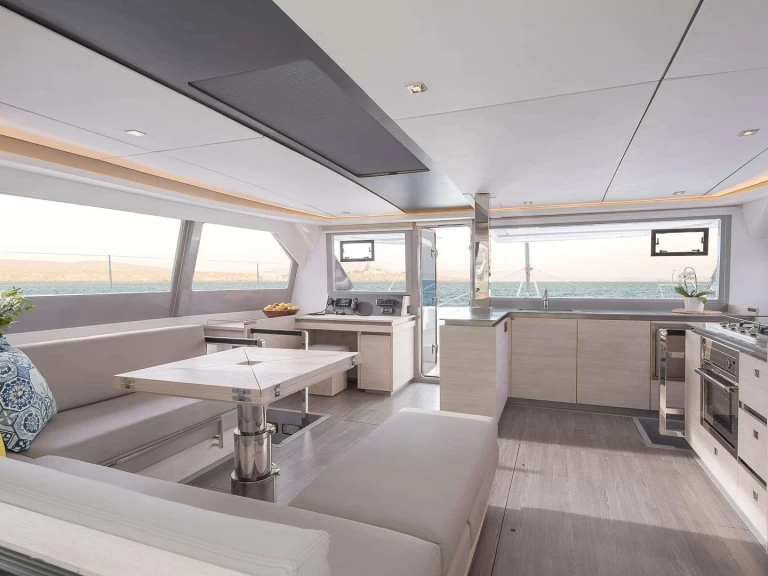 Pronájem lodi Robertson and Caine Boatox v Britské Panenské ostrovy na Samboatu