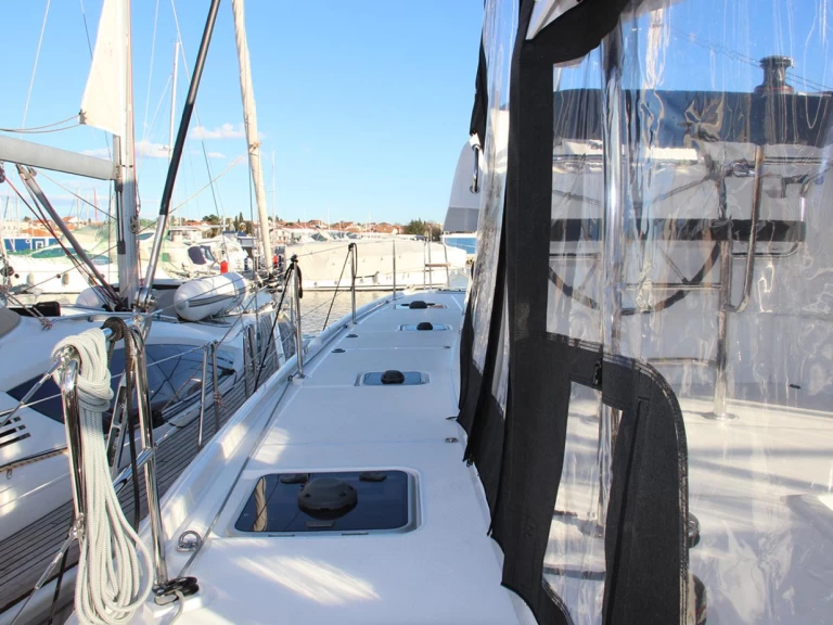 Pronájem lodi Lagoon Lagoon 42 v Murter-Kornati na Samboatu