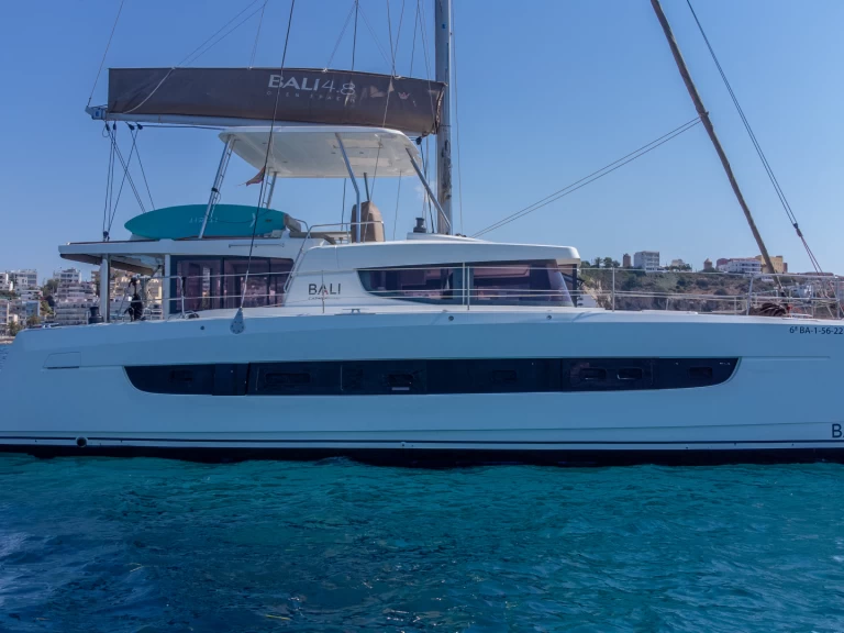 Pronajmout si Bali Bali 4.8 v Ibiza Town