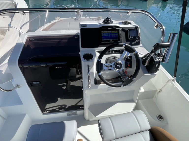 Pronájem Motorová loď v Antibes -Bénéteau Flyer 6 SUNdeck