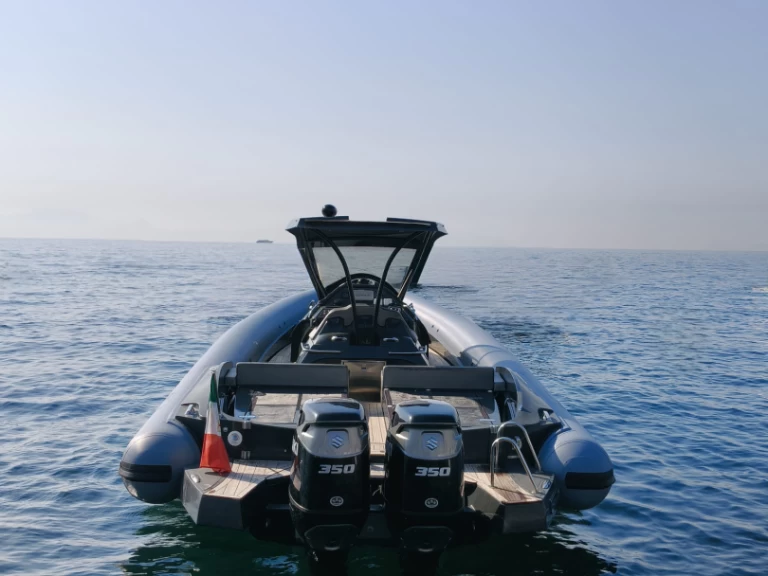 Pronájem lodi Panamera Yacht PY 100 T Top v Neapol na Samboatu