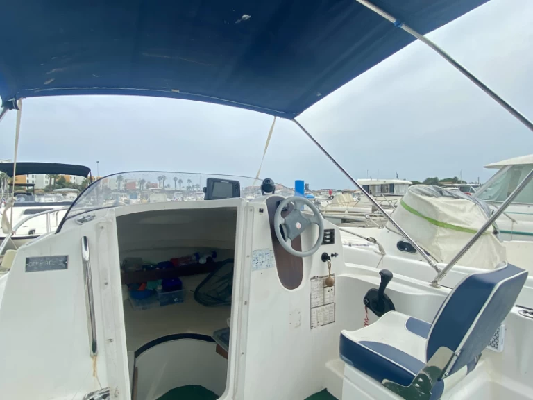 Pronajmout Motorová loď se skipperem či ne Quicksilver v Le Barcarès