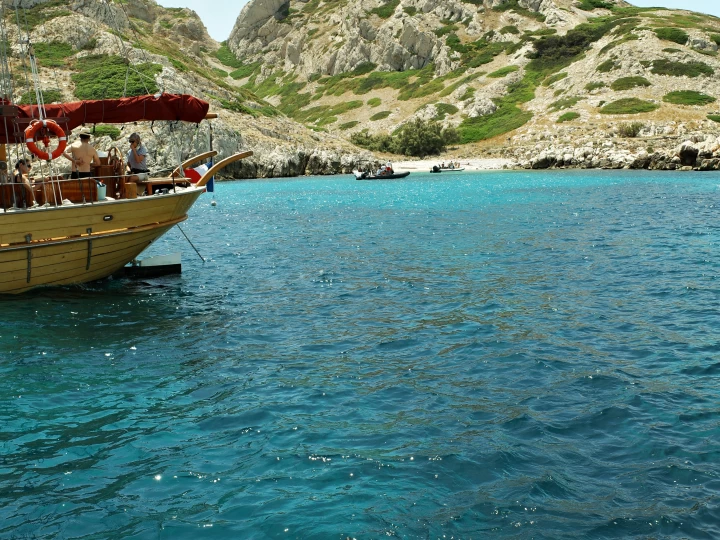 Tartane La Flâneuse jednotlivci a charterové společnosti v Marseille