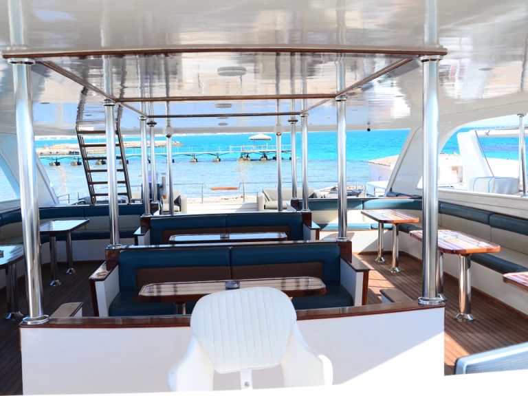 Pronájem lodi Hurghada 2024 v Hurghada na Samboatu