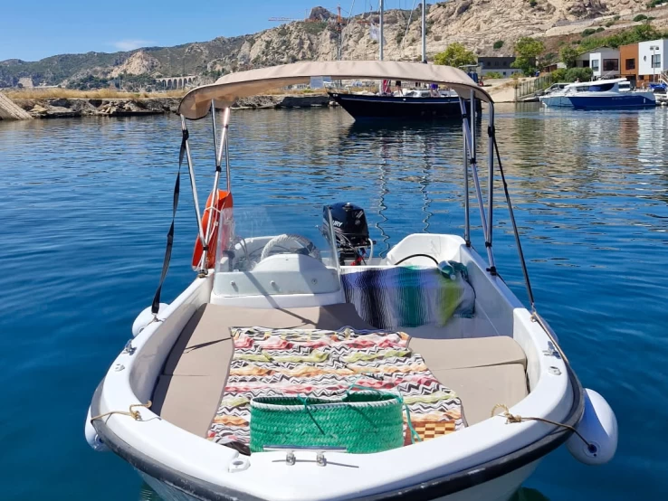 Rio Yachts 450 jednotlivci a charterové společnosti v Marseille