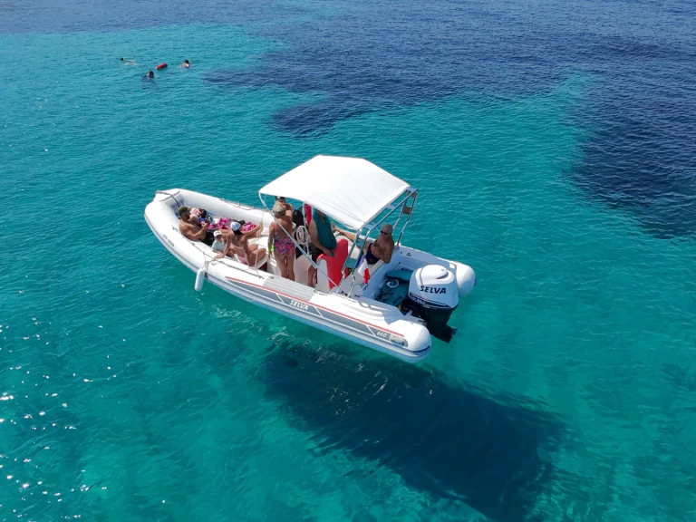 Pronájem lodi Selva Selva D640 v Les Issambres na Samboatu