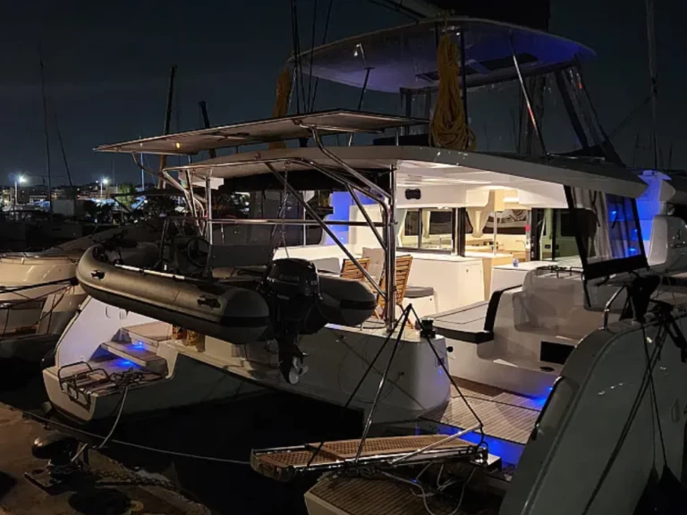 Pronájem lodi Lagoon Lagoon 46 v Alimos na Samboatu