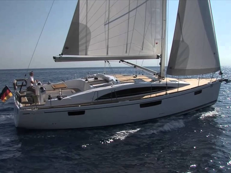 Pronájem Plachetnice v Alimos -Bavaria Bavaria C42