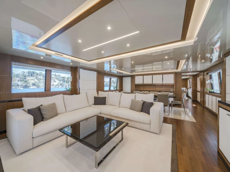 Pronájem jachty v Cannes -Ferronavale FIORENTE na Samboatu