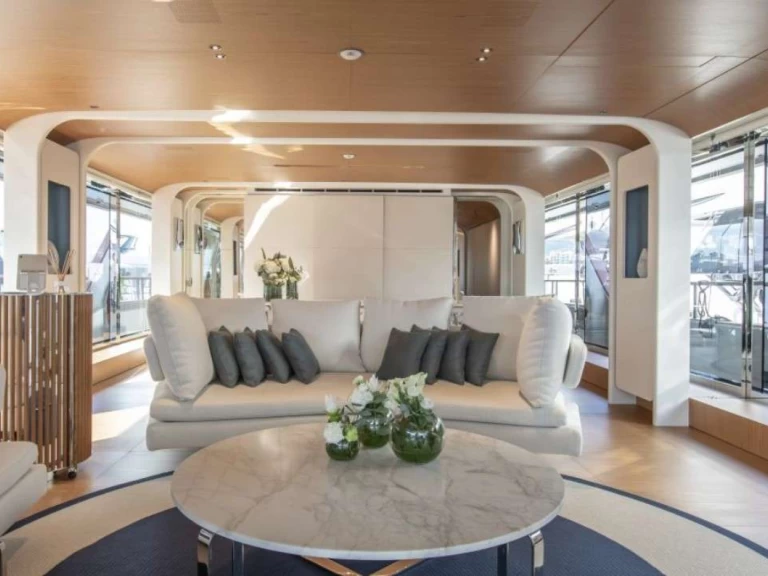 Pronájem lodi Benetti ALLURIA v Sint Maarten na Samboatu