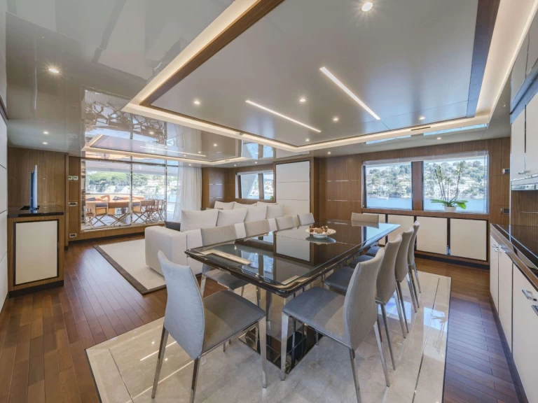 Pronájem Jachta v Cannes -Ferronavale FIORENTE