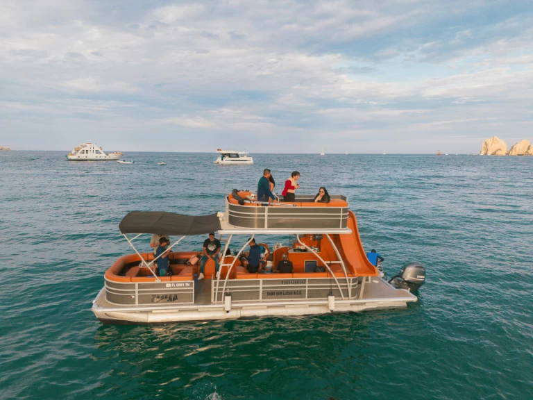 Pronájem jachty v Cabo San Lucas -Custom Made Custom made na Samboatu