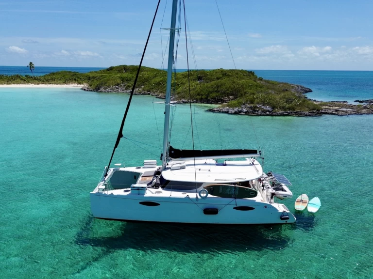 Pronájem Katamarán Fountaine Pajot s licencí
