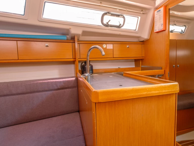 Pronájem lodi Fethiye lákavé ceny Bavaria 33 Cruiser