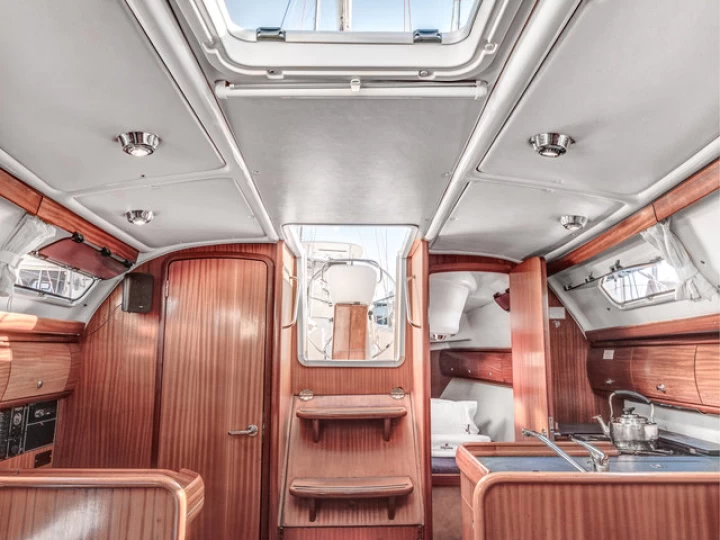 Pronajmout si Bavaria Bavaria 32 v Gouvia