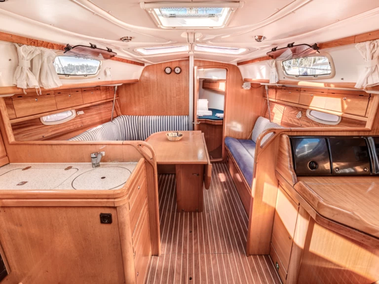 Pronájem Plachetnice Bavaria s licencí