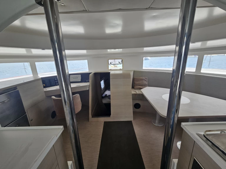 Neel Neel 45 jednotlivci a charterové společnosti v Le Gosier